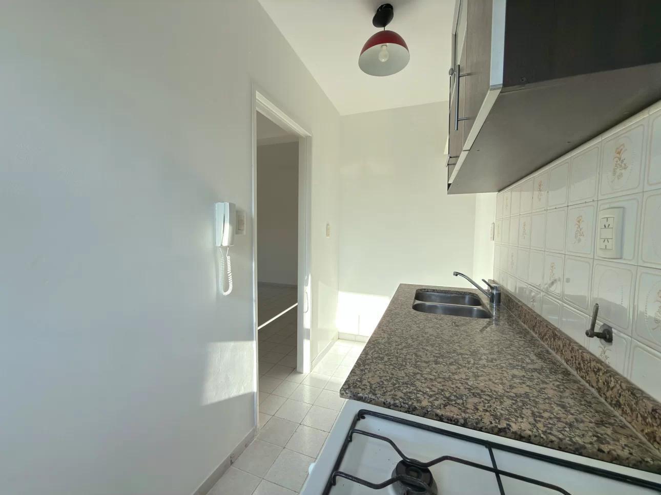 Foto de Departamento de 2 ambientes con balcon, imagen 2