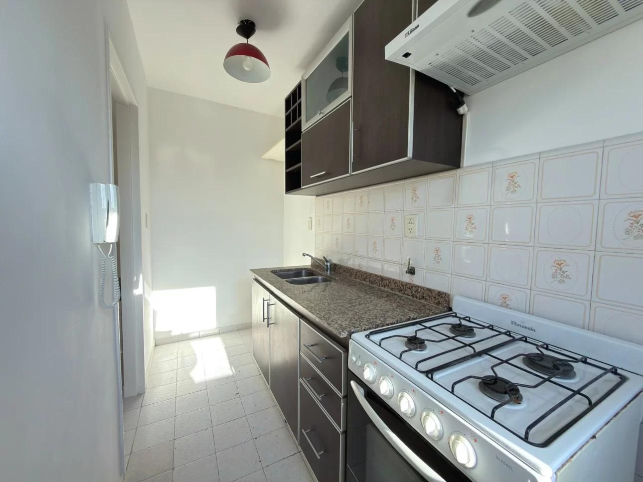Foto de Departamento de 2 ambientes con balcon, imagen 3