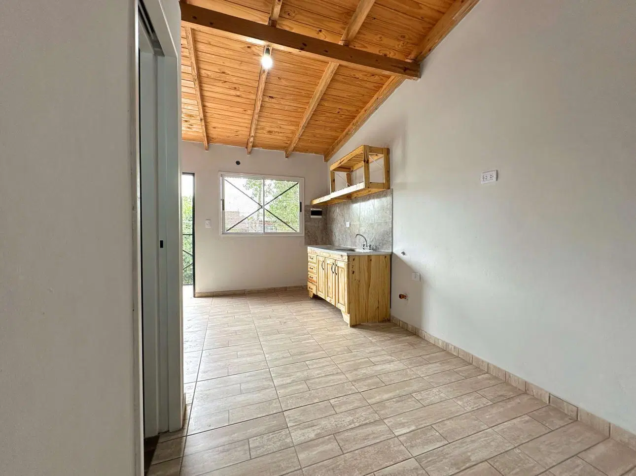 Departamento de 3 ambientes con balcon 4
