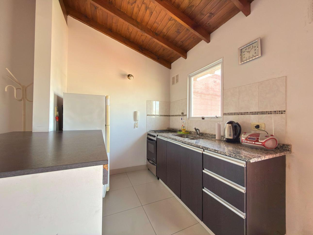 Foto de Departamento de 2 ambientes con balcon y cochera, imagen 4