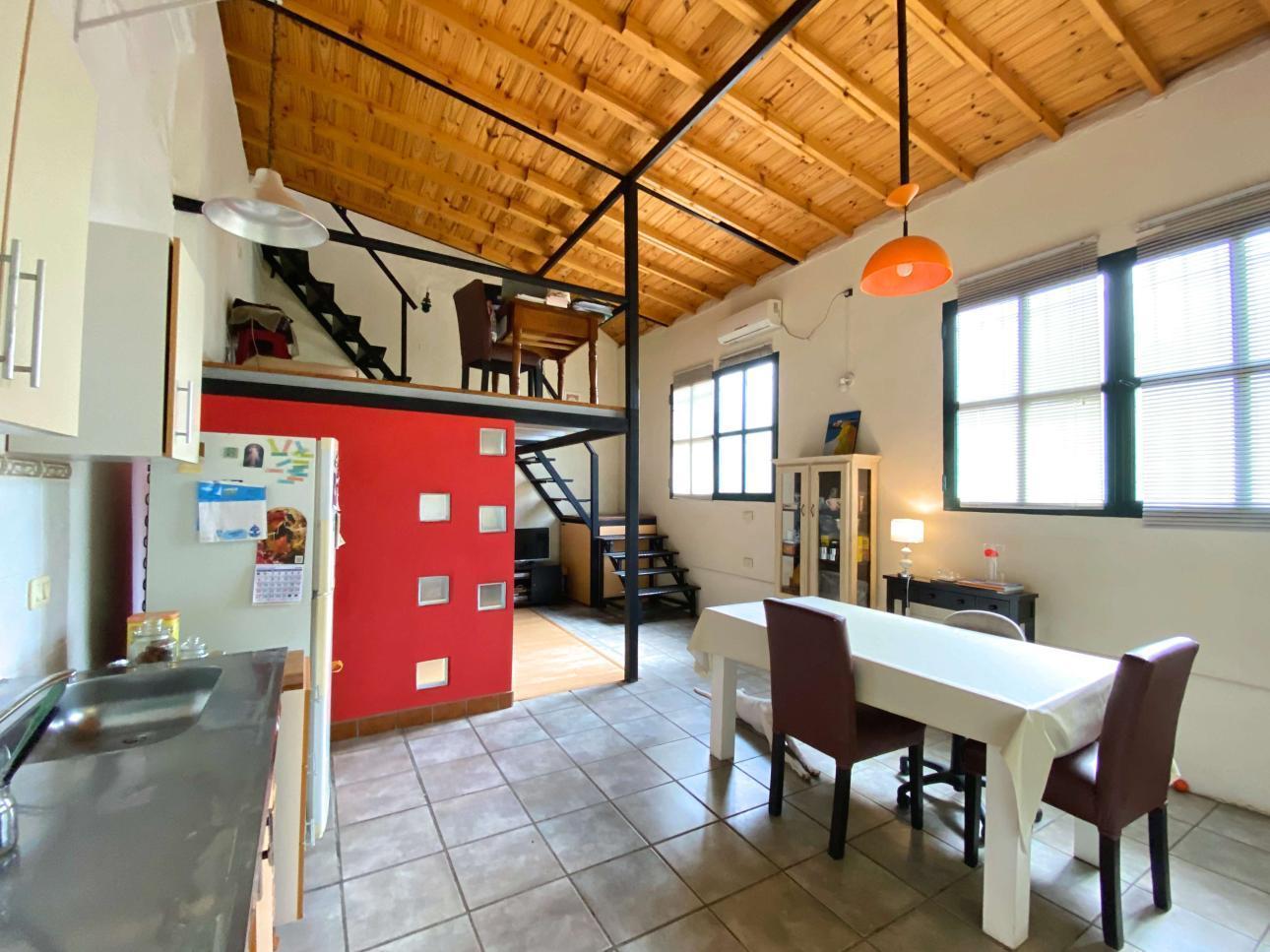 PH tipo duplex de 3 ambientes con parque y cochera