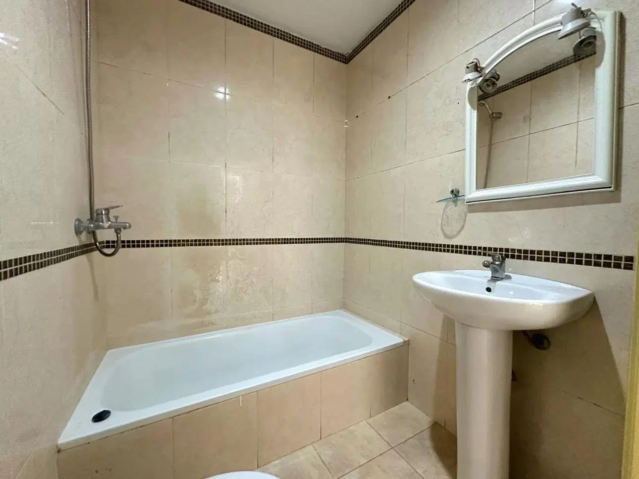 Departamento de 2 ambientes con balcon 5