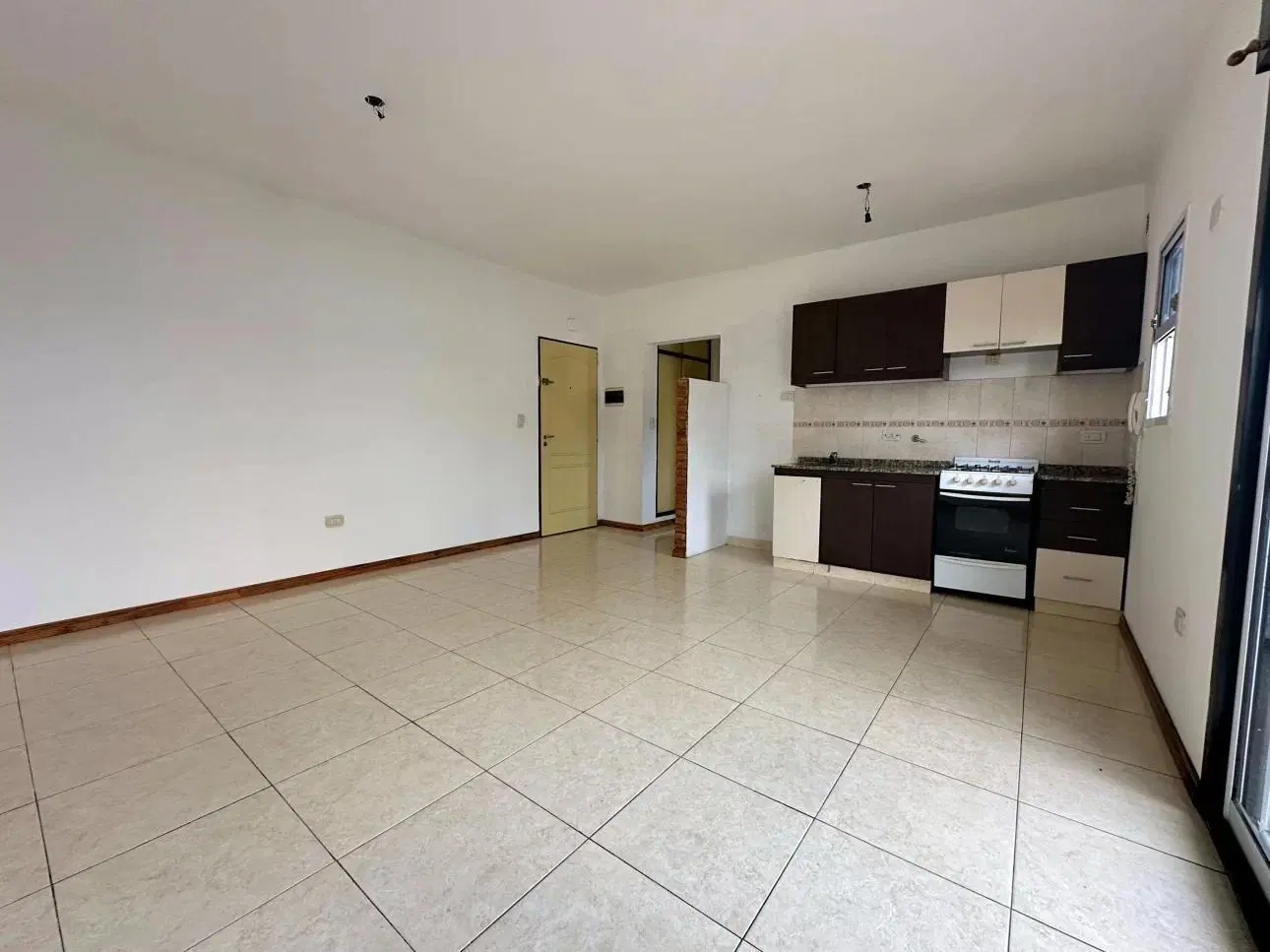 Departamento de 2 ambientes con balcon 2