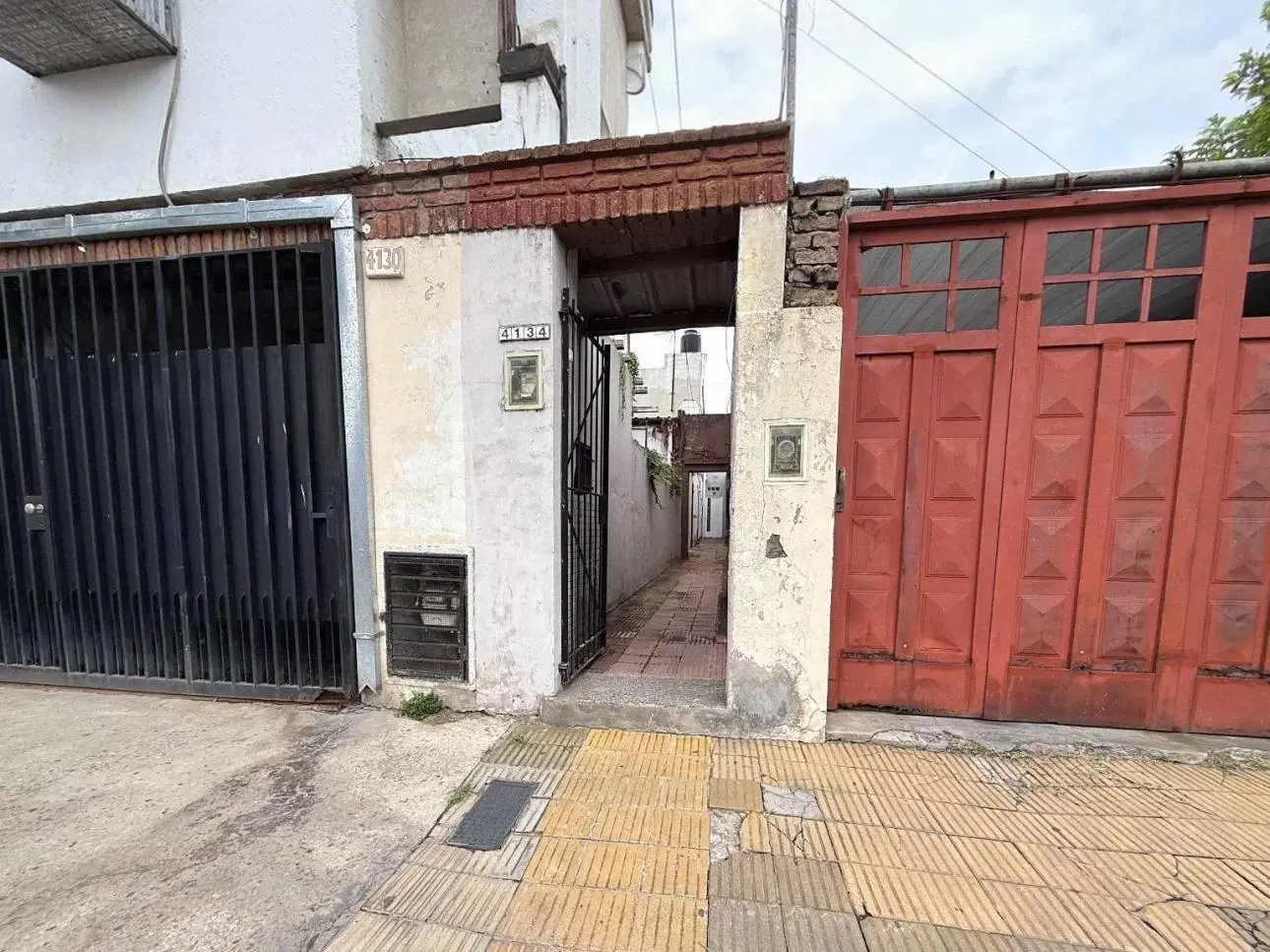 PH de 2 ambientes con patio a refaccionar 1