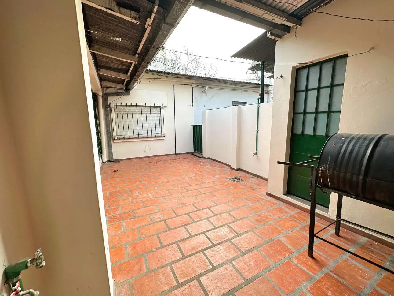 PH de 4 ambientes con patio 3