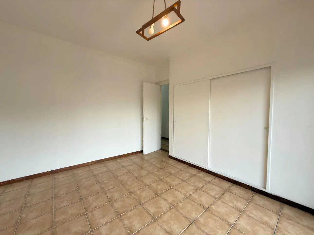 Departamento de 3 ambientes con balcon 2