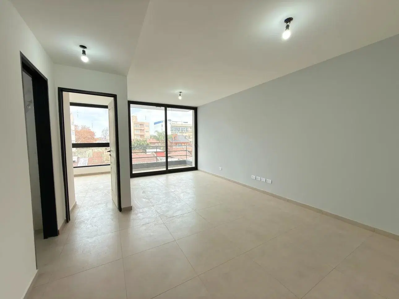 Departamento de 2 ambientes con balcon 2
