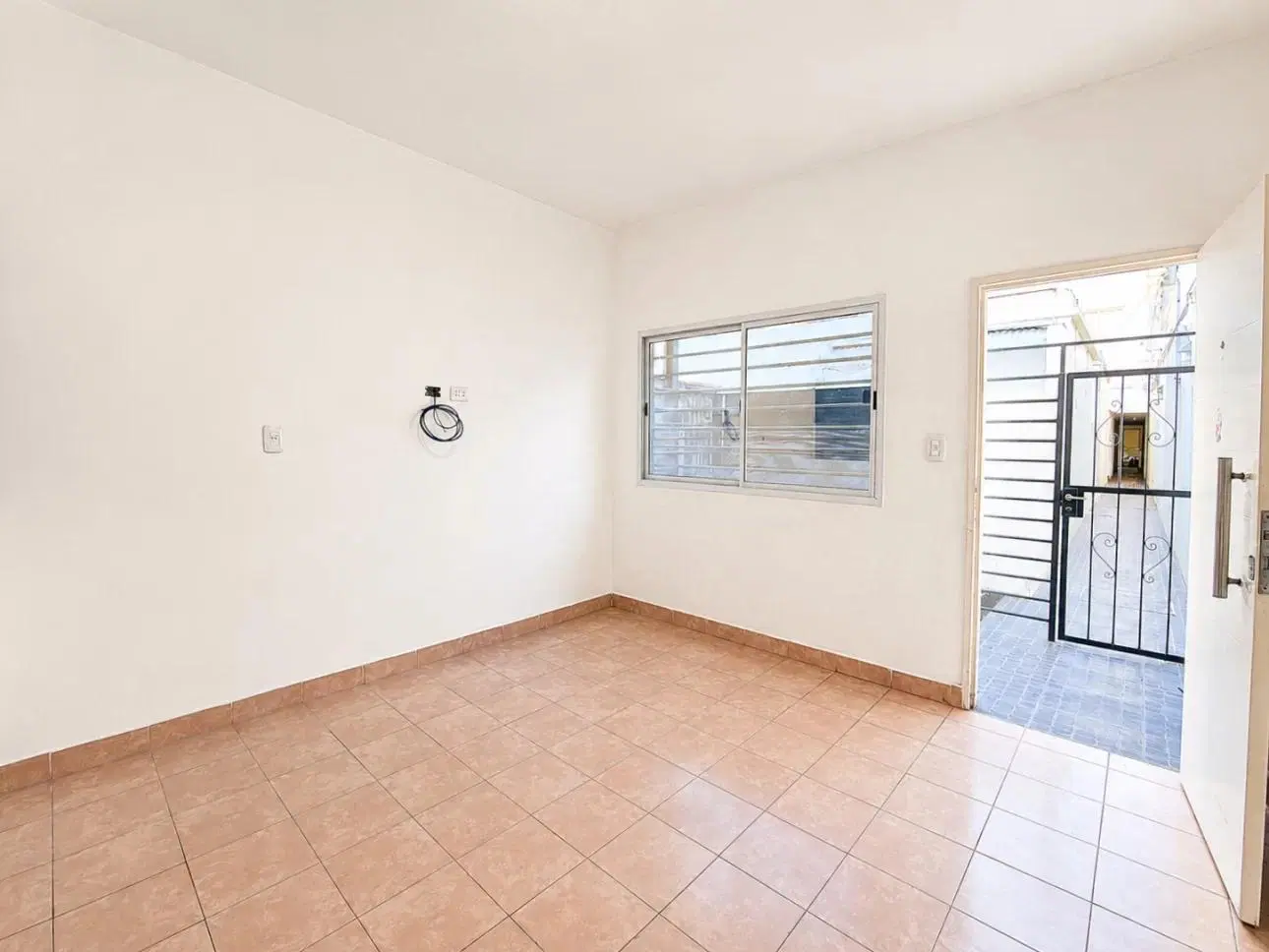 PH de 2 ambientes con patio 2