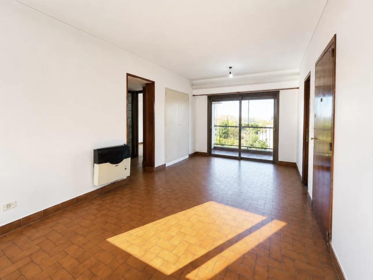 Departamento de 3 ambientes con balcon