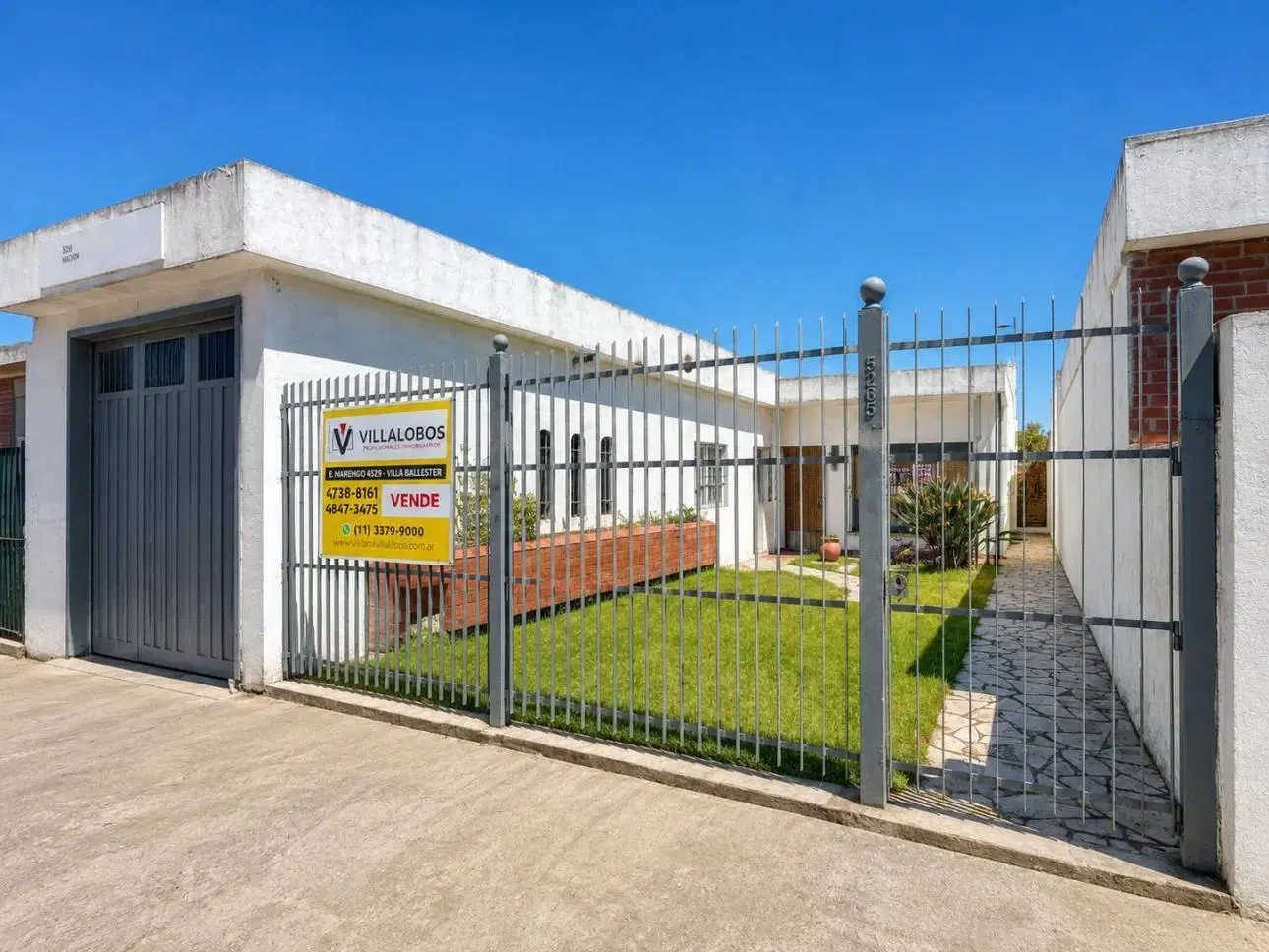 Casa de 3 ambientes con parque y garage 4