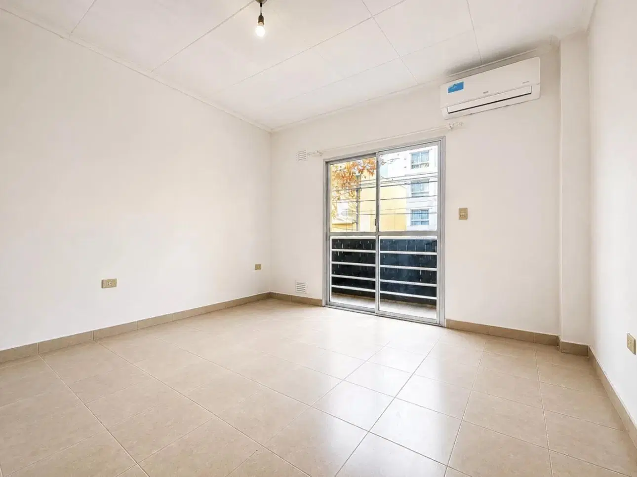 Departamento de 2 ambientes con balcon 8