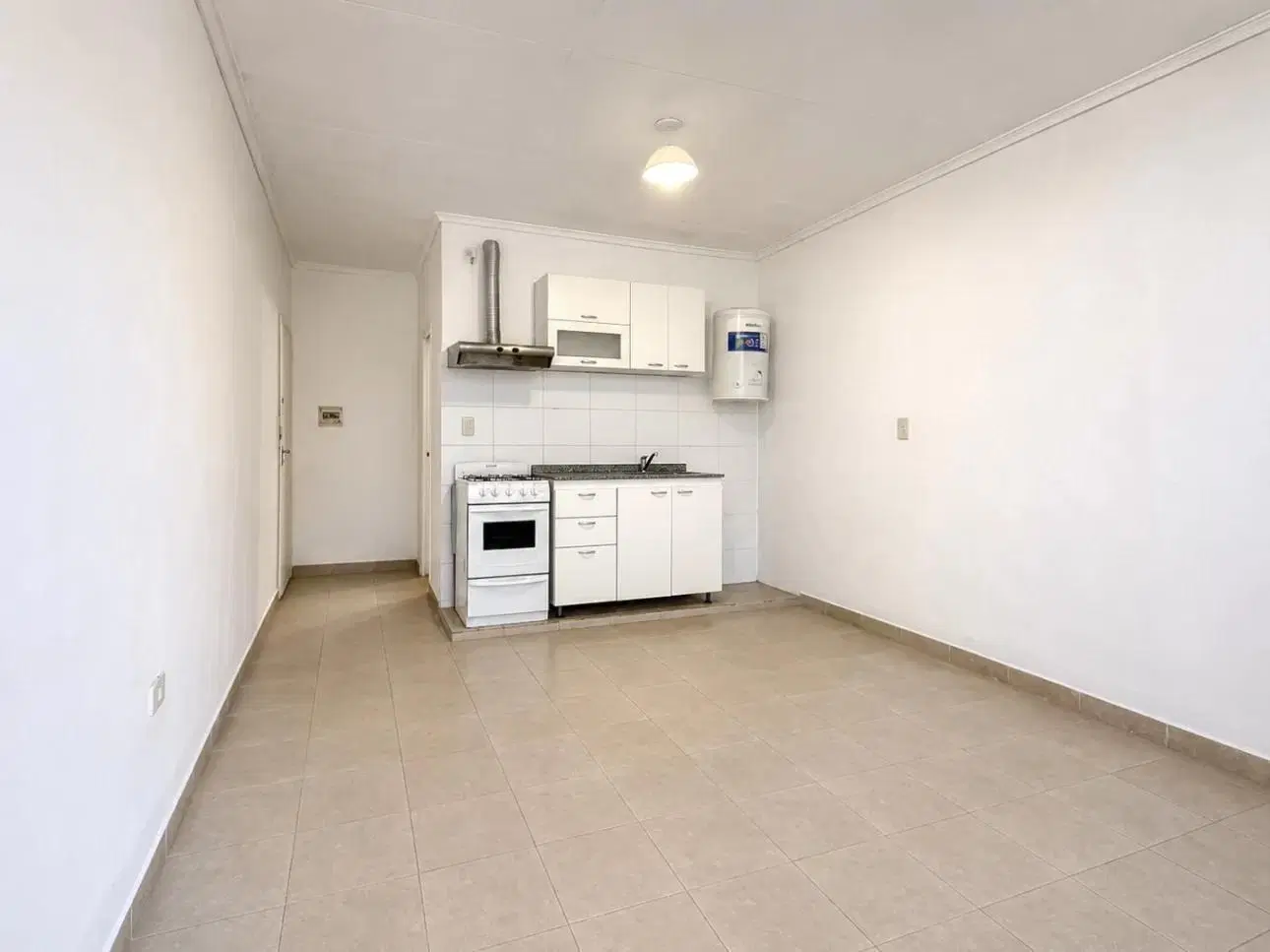Departamento de 2 ambientes con balcon 2