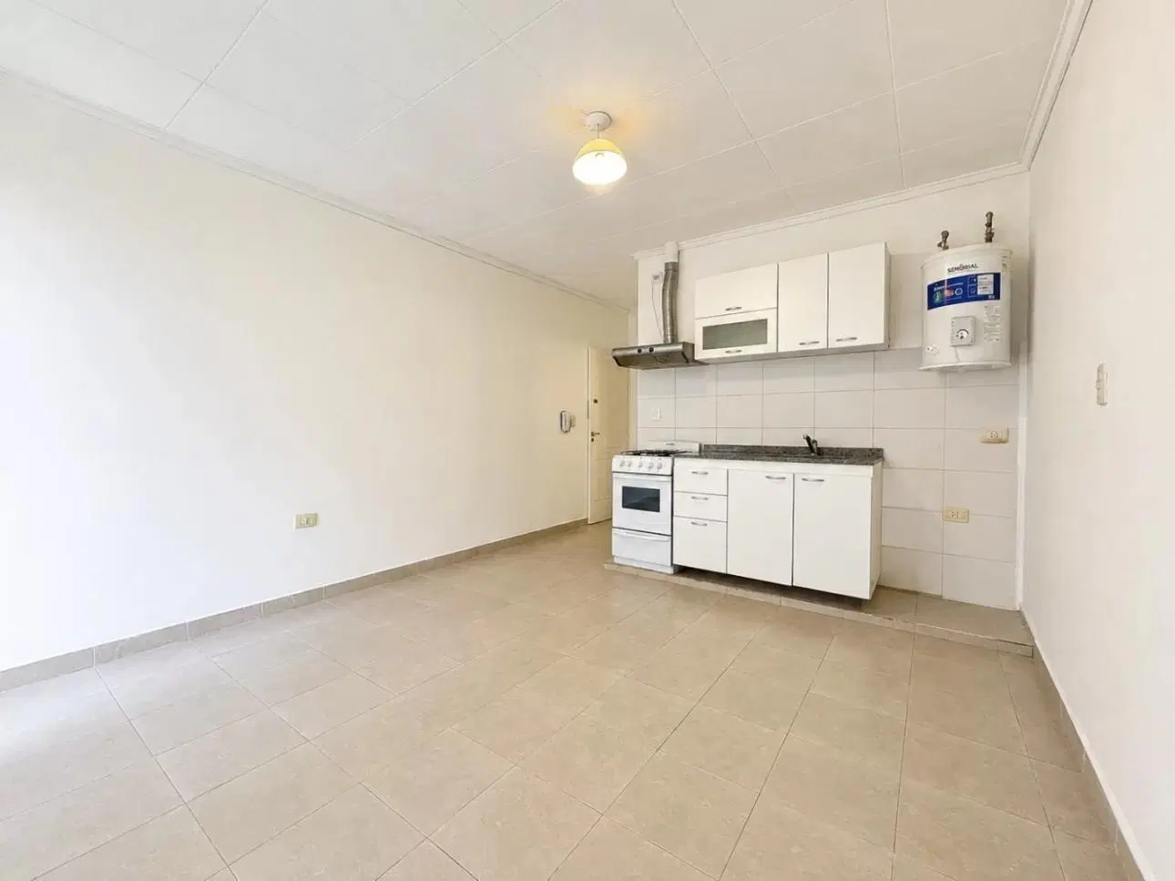 Departamento de 2 ambientes con balcon 4