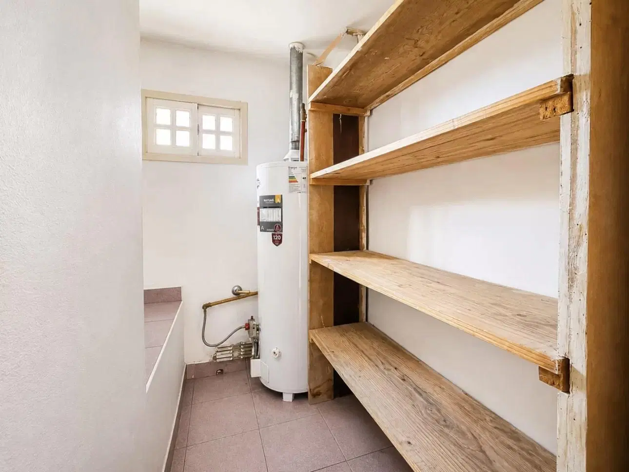 Departamento de 2 ambientes con patio y terraza 5