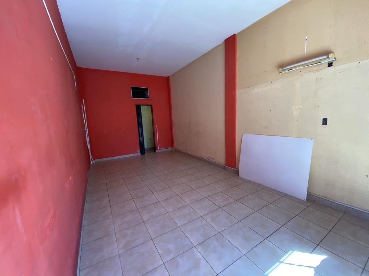 Foto de Local comercial de 25 metros, imagen 1