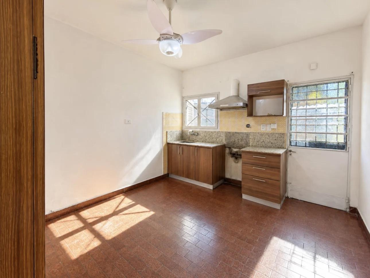 Foto de Casa de 3 ambientes con parque y 2 cocheras, imagen 5
