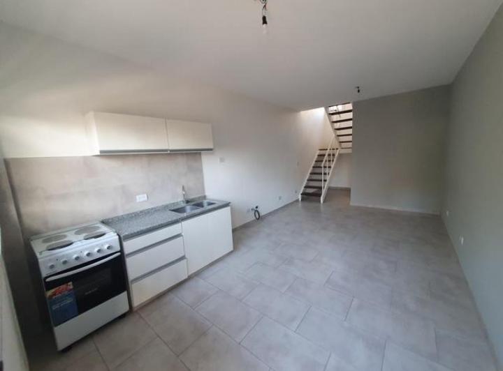DEPARTAMENTO 21/2 AMB DUPLEX BOSCH 2