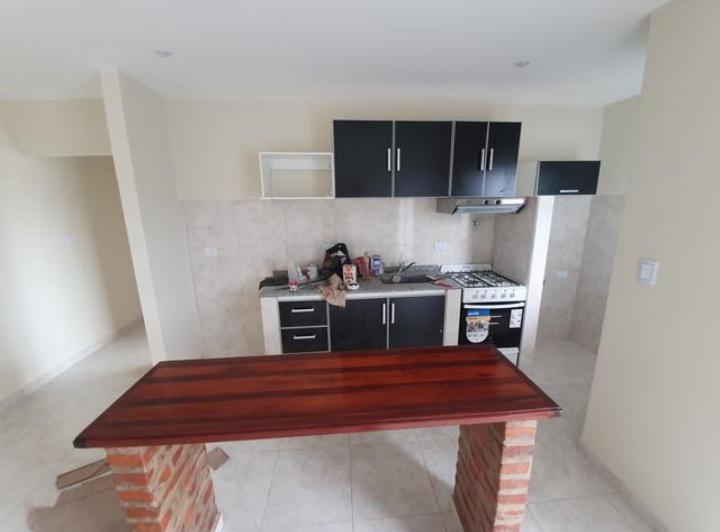 DEPARTAMENTO 2 AMB CON BALCO0N SIN EXPENSAS BILLINGHURST 4