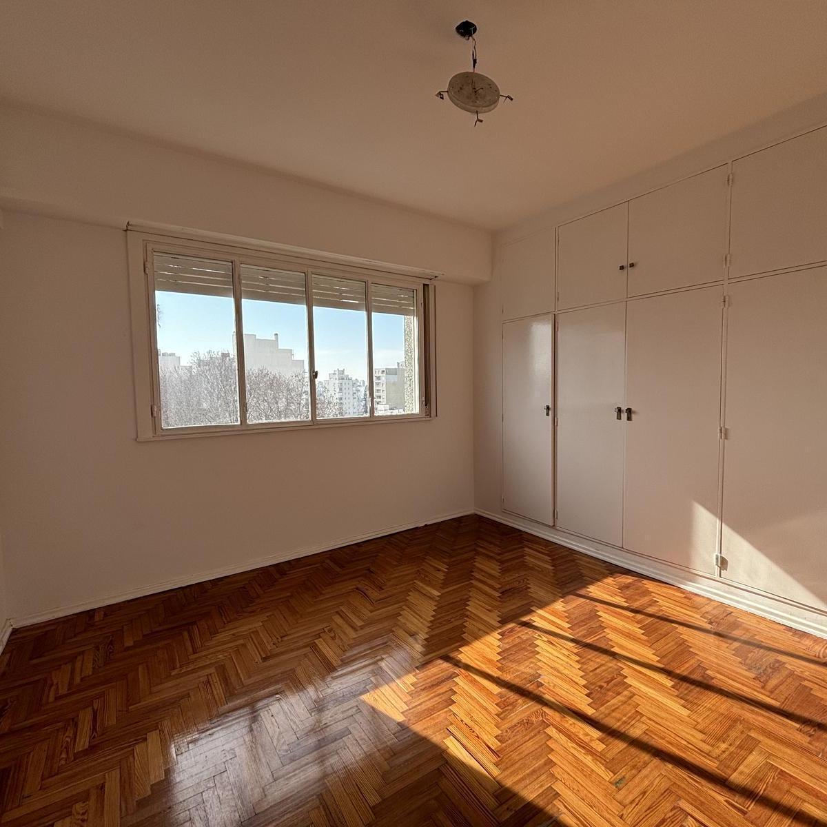 Venta Departamento 4 Ambientes en Caballito 2