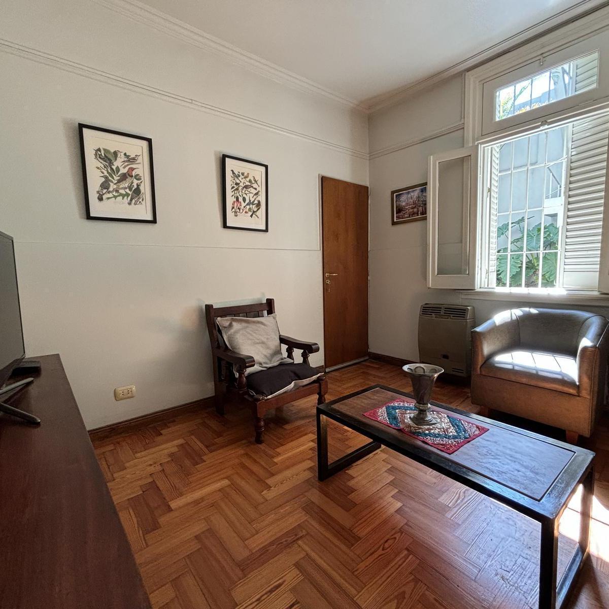 Venta Casa 5 Ambientes con Cochera, Patio y Terraza en Parque Chacabuco - Apta Credito 5
