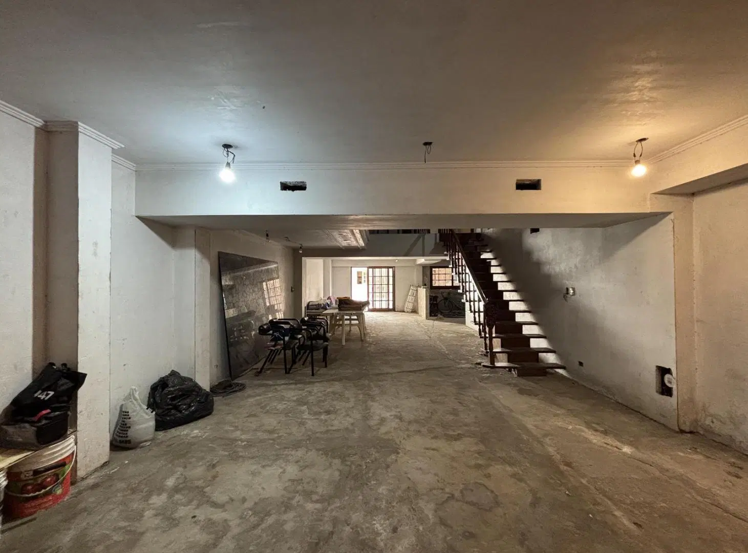 Venta Casa terreno propio, 2 viviendas con patio, pileta, quincho y terraza en Parque Chacabuco 4