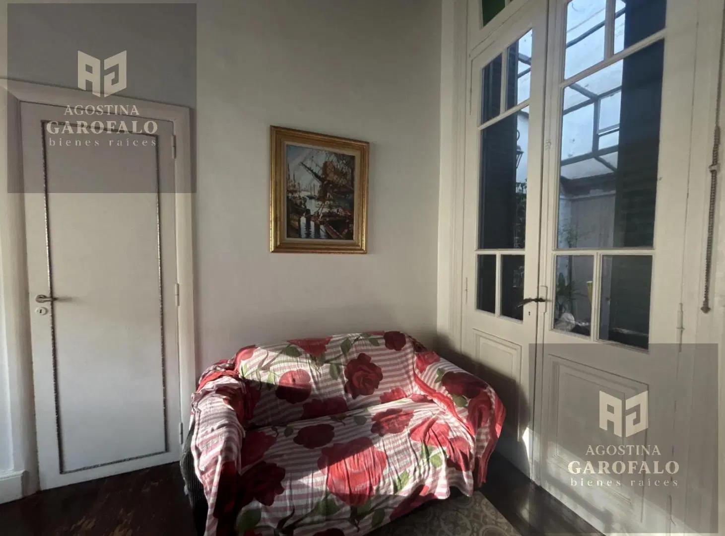 Venta PH 3 ambientes con patio interno en Parque Chacabuco 2