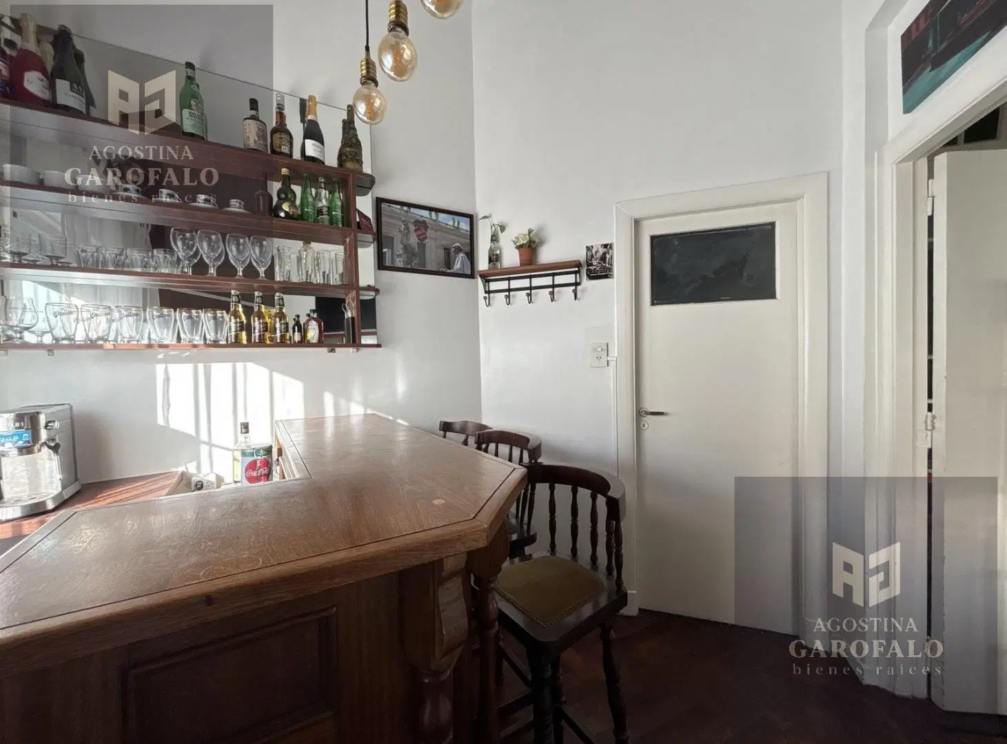 Venta PH 3 ambientes con patio interno en Parque Chacabuco 8