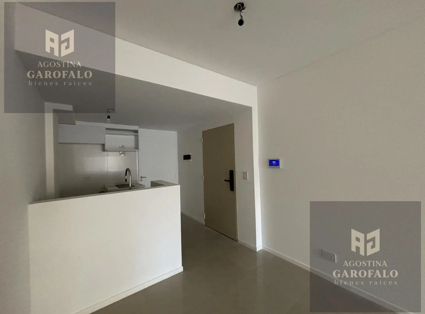 Amplio monoambiente con balcon al contrafente, solarium, piscina, laundry, espacio de coworking 5