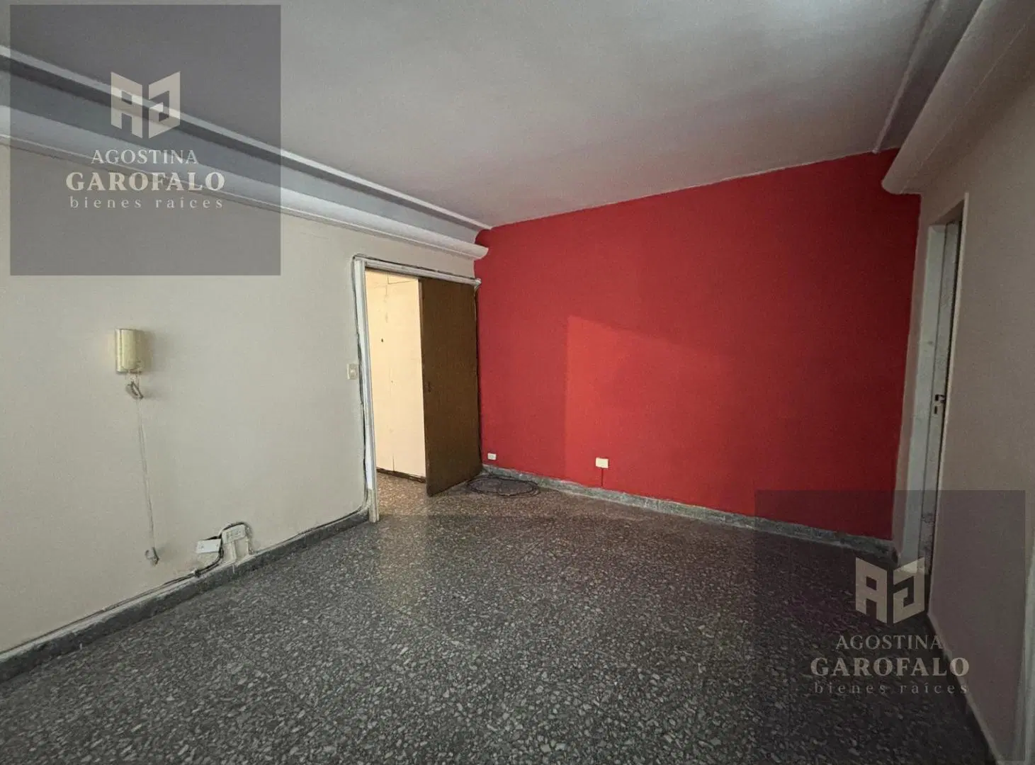 Venta PH 4 ambientes con cochera, patio y terraza con parrilla en Parque Chacabuco 3