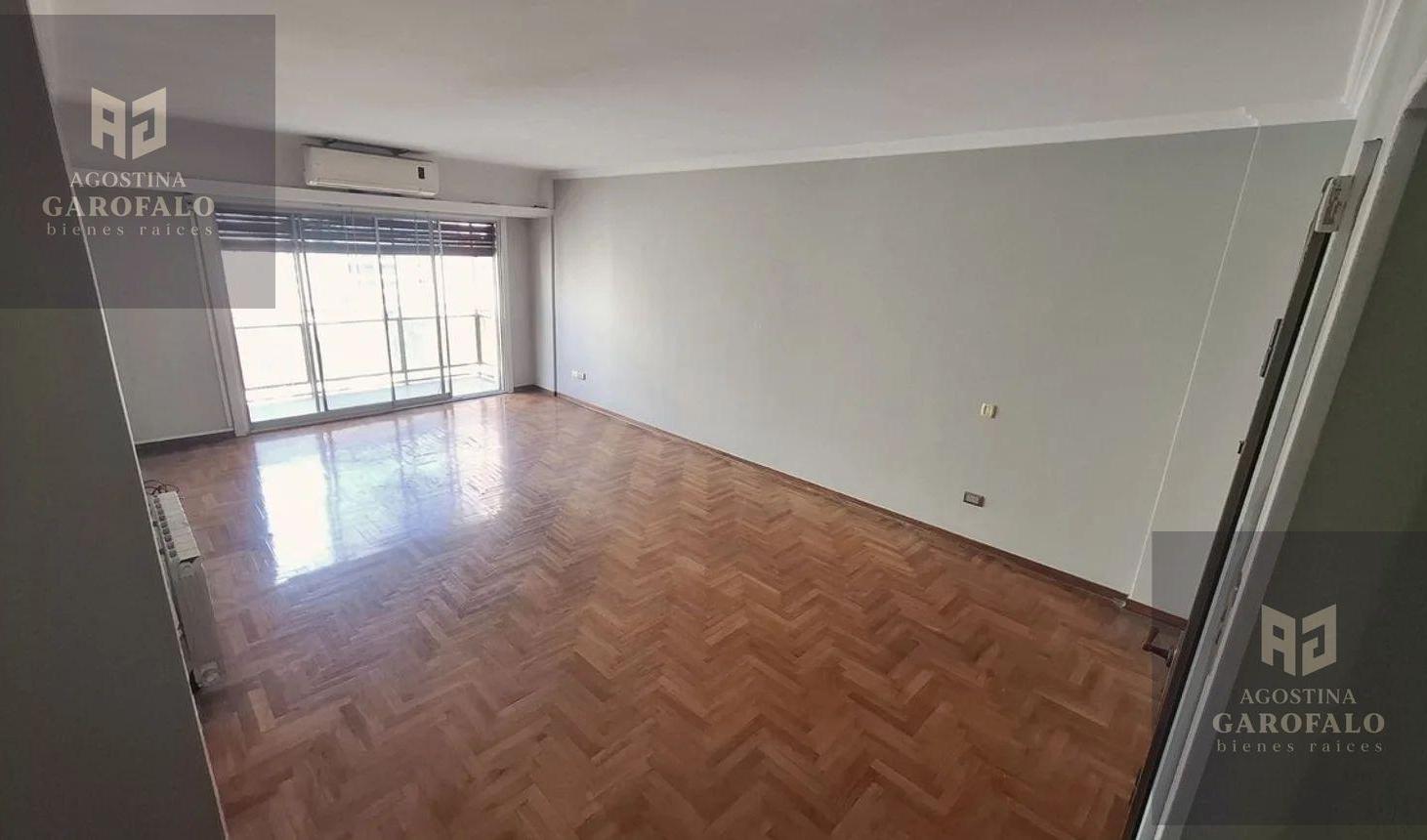 Venta piso completo de 4 ambientes, balcon corrido al frente, espacio guardacoche, apto crédito