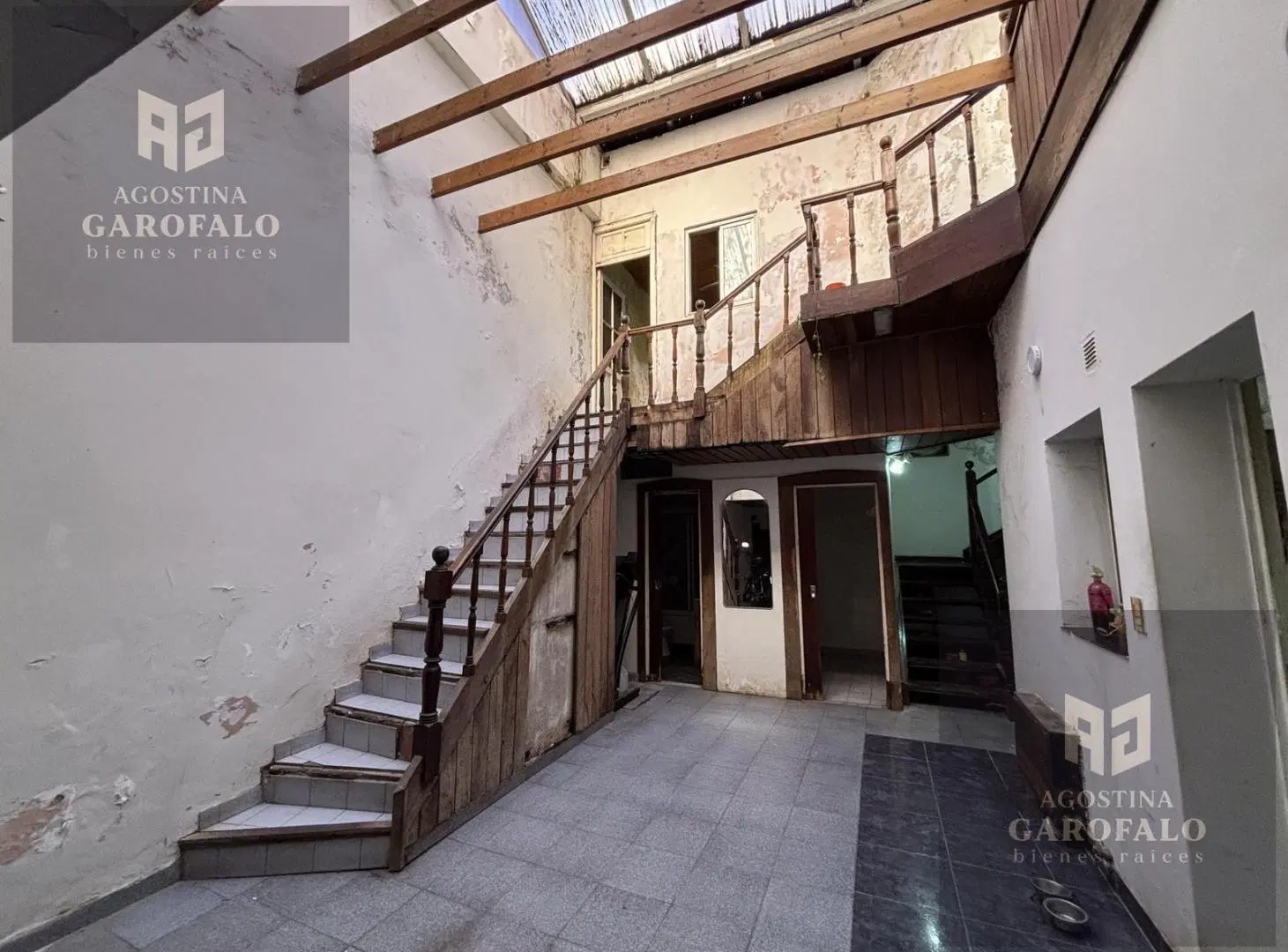 Casa de 5 ambientes terreno propio con terraza y cochera 3