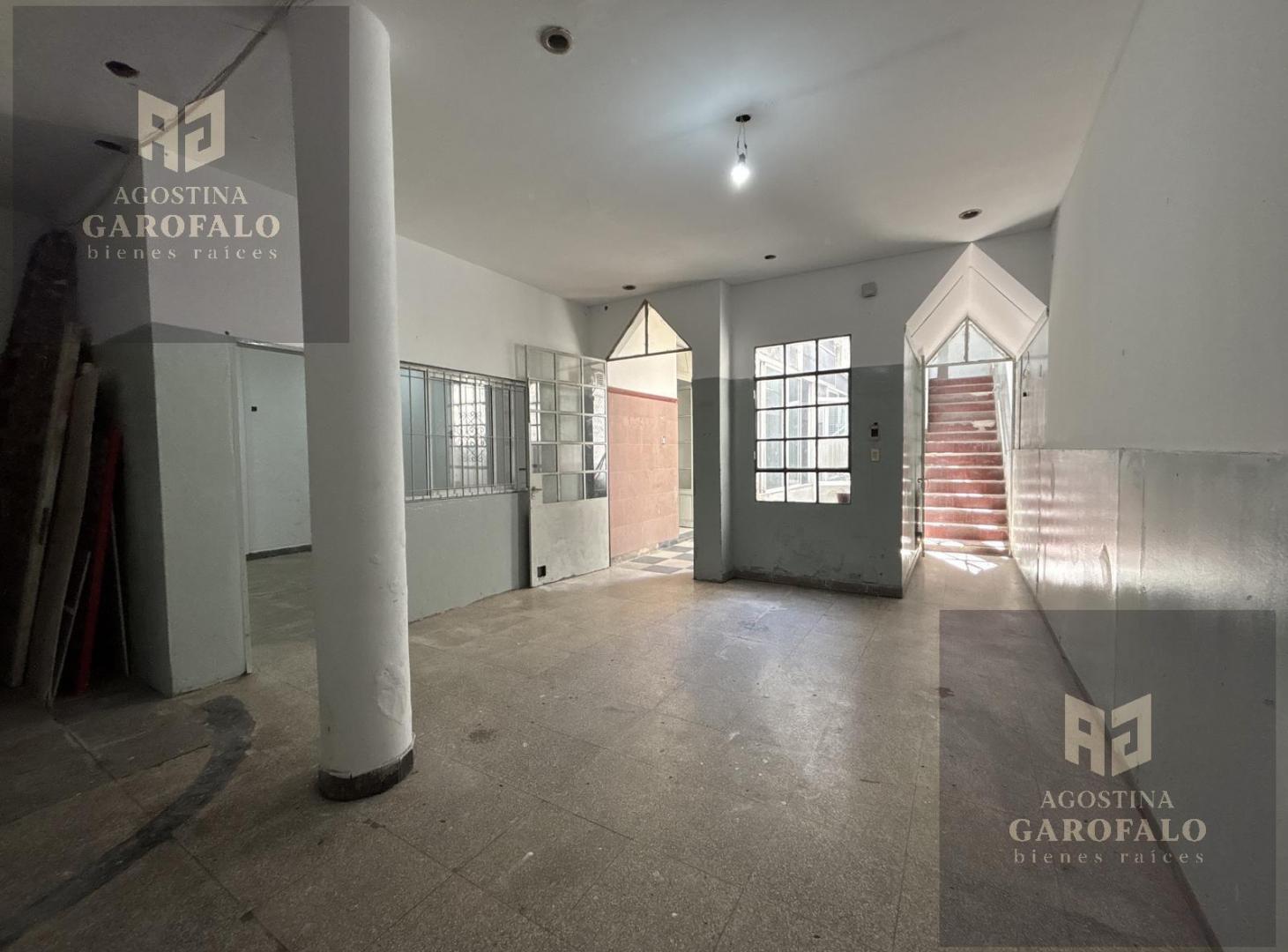Foto de Venta Casa en el Barrio Santa Rita - Residencia multivivienda, imagen 2