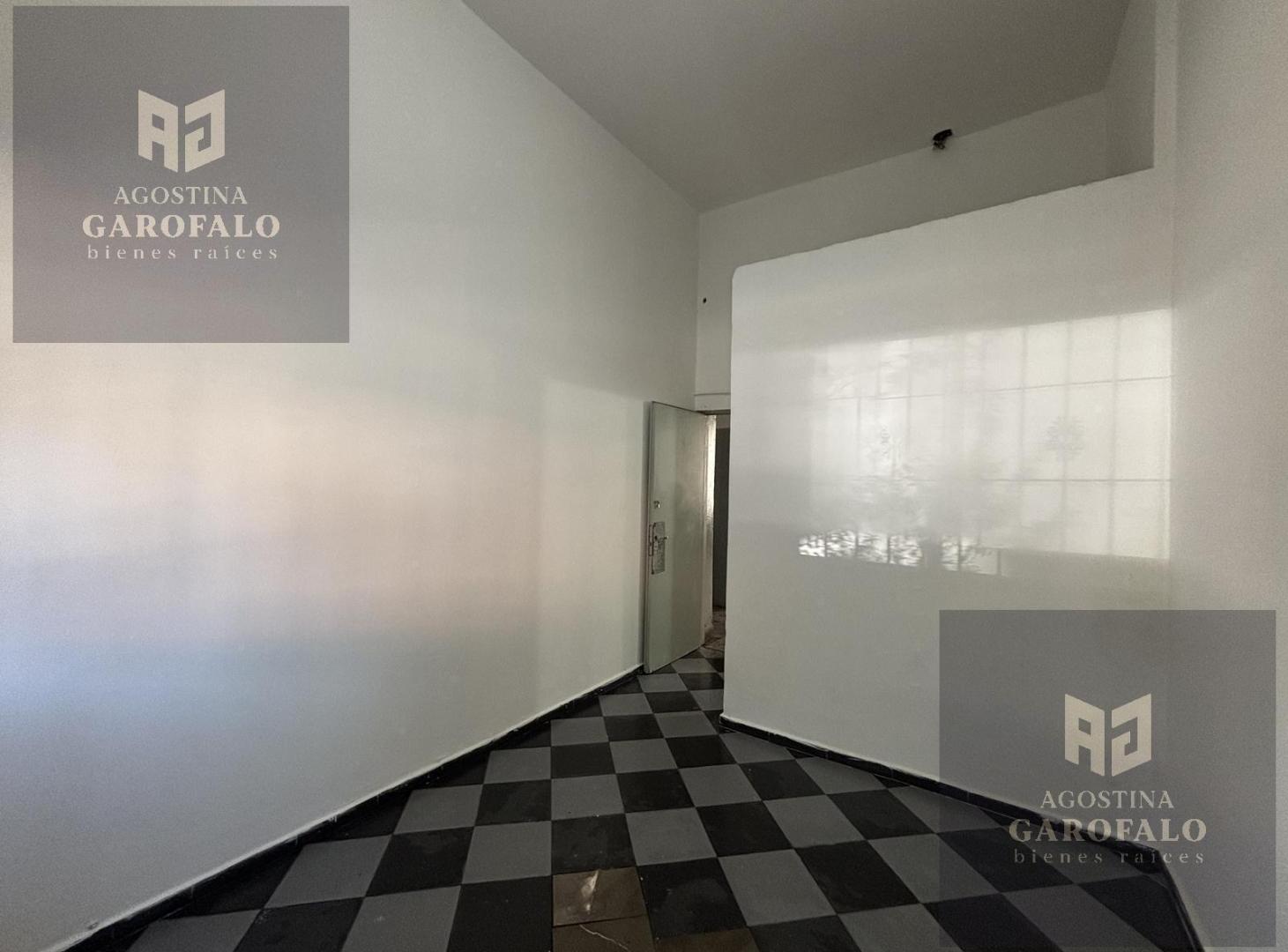 Foto de Venta Casa en el Barrio Santa Rita - Residencia multivivienda, imagen 3