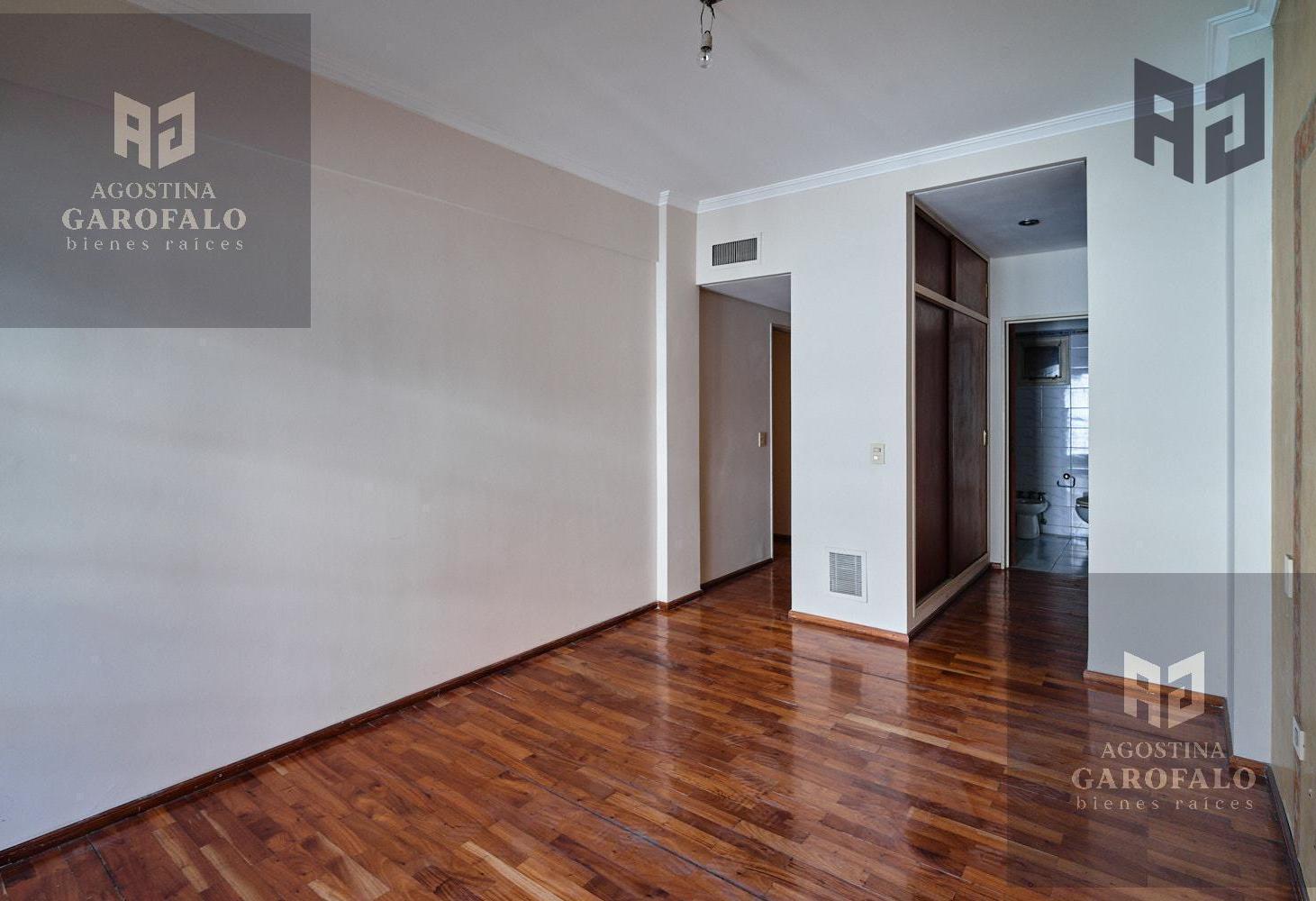 Foto de Venta espectacular piso, 5 ambientes, 2 cocheras, baulera, doble balcón, imagen 5