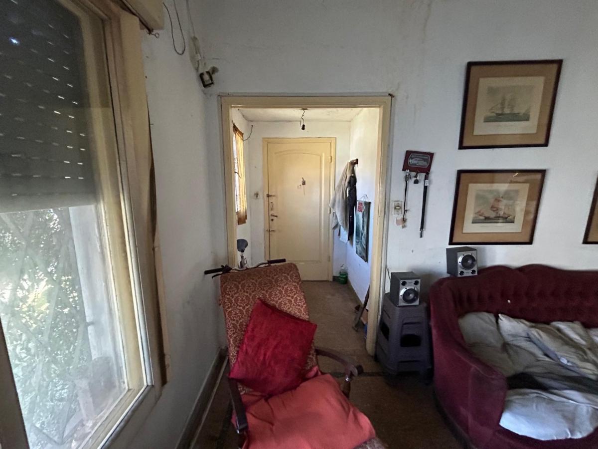 Foto de RETASADA - CASA A REFACCIONAR SOBRE LOTE DE 10X23, imagen 5