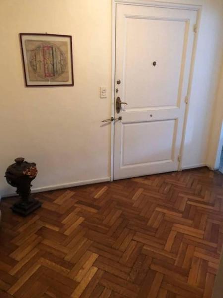 Excelente Piso en Venta de 3 Dorm., y Dos Cocheras Espacios 3