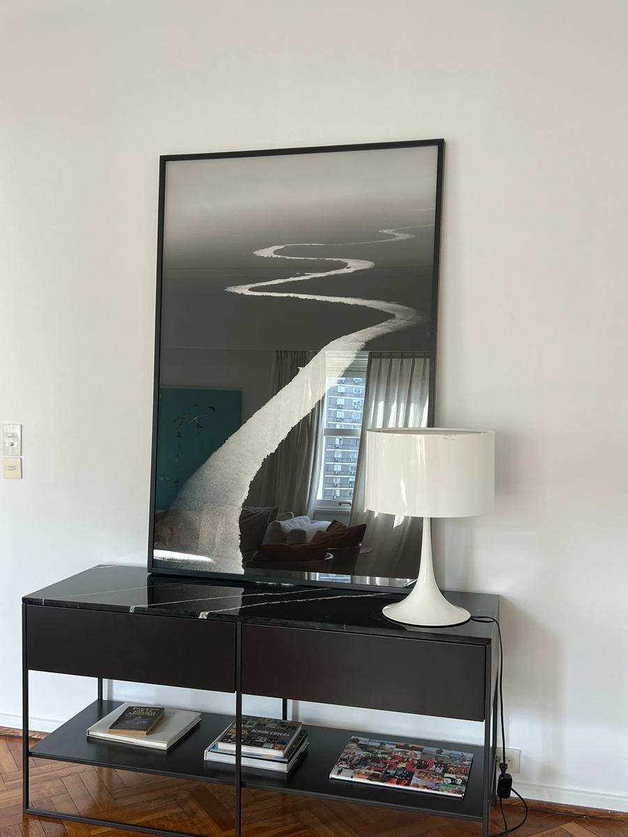 Excelente Piso en Venta de 3 Dorm., y Dos Cocheras Espacios 2