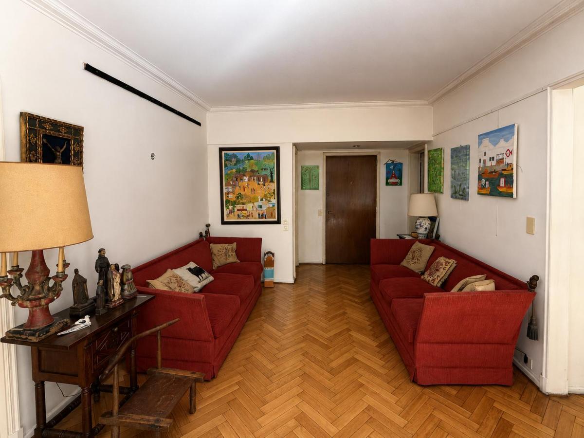 Foto de Departamento en Recoleta de 4 ambientes y cochera, imagen 5