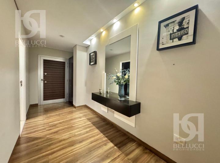 Casa de 6 ambiente en VENTA en barrio Güemes 3