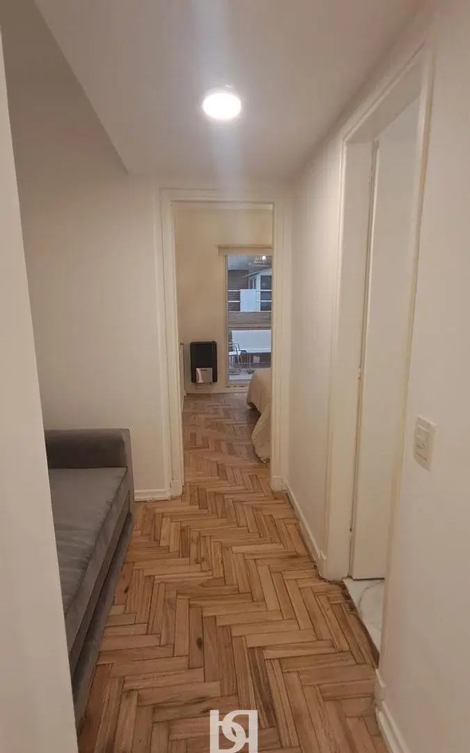 DEPARTAMENTO DE DOS AMBIENTES CON PATIO Y BALCON 1