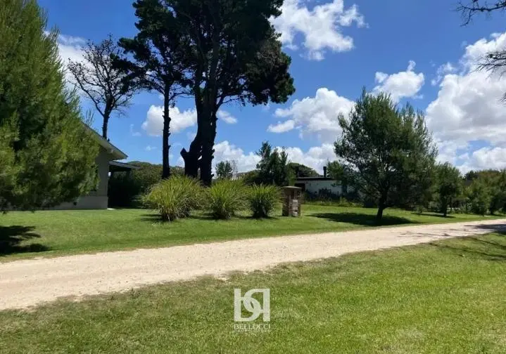 Terreno en Barrancas de San Benito Country Club 4