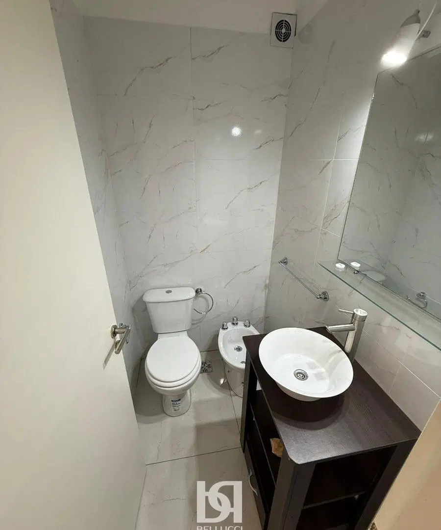 Departamento de 3 ambientes en VENTA 5