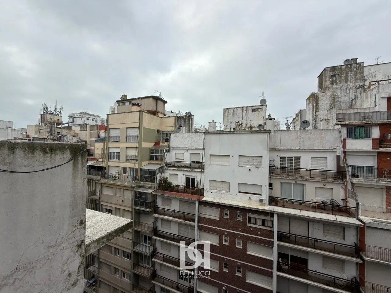 3 AMBIENTES EN VENTA DALAI CENTRO 3