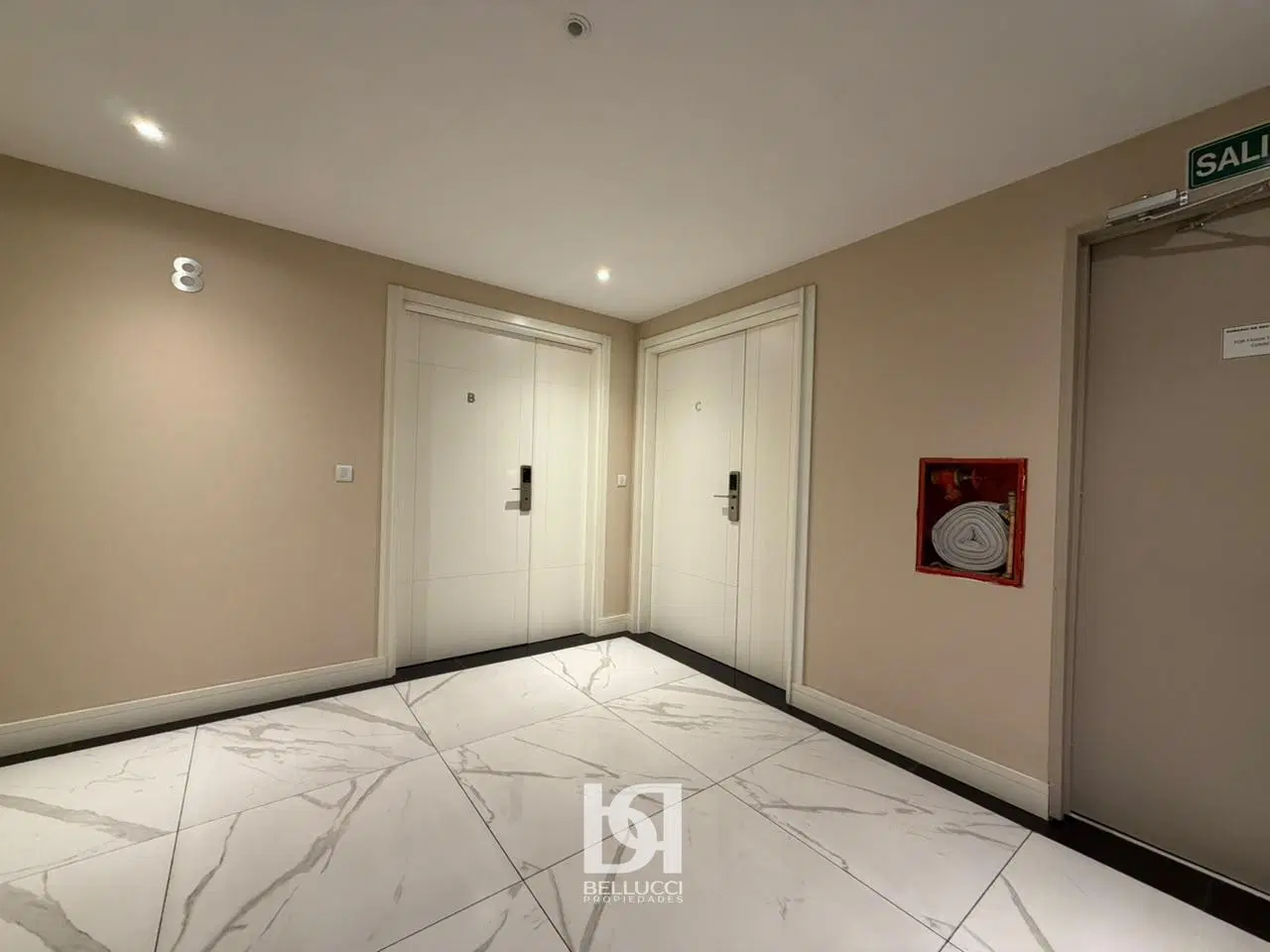Departamento de 2 ambientes con VISTA AL MAR en VENTA 1