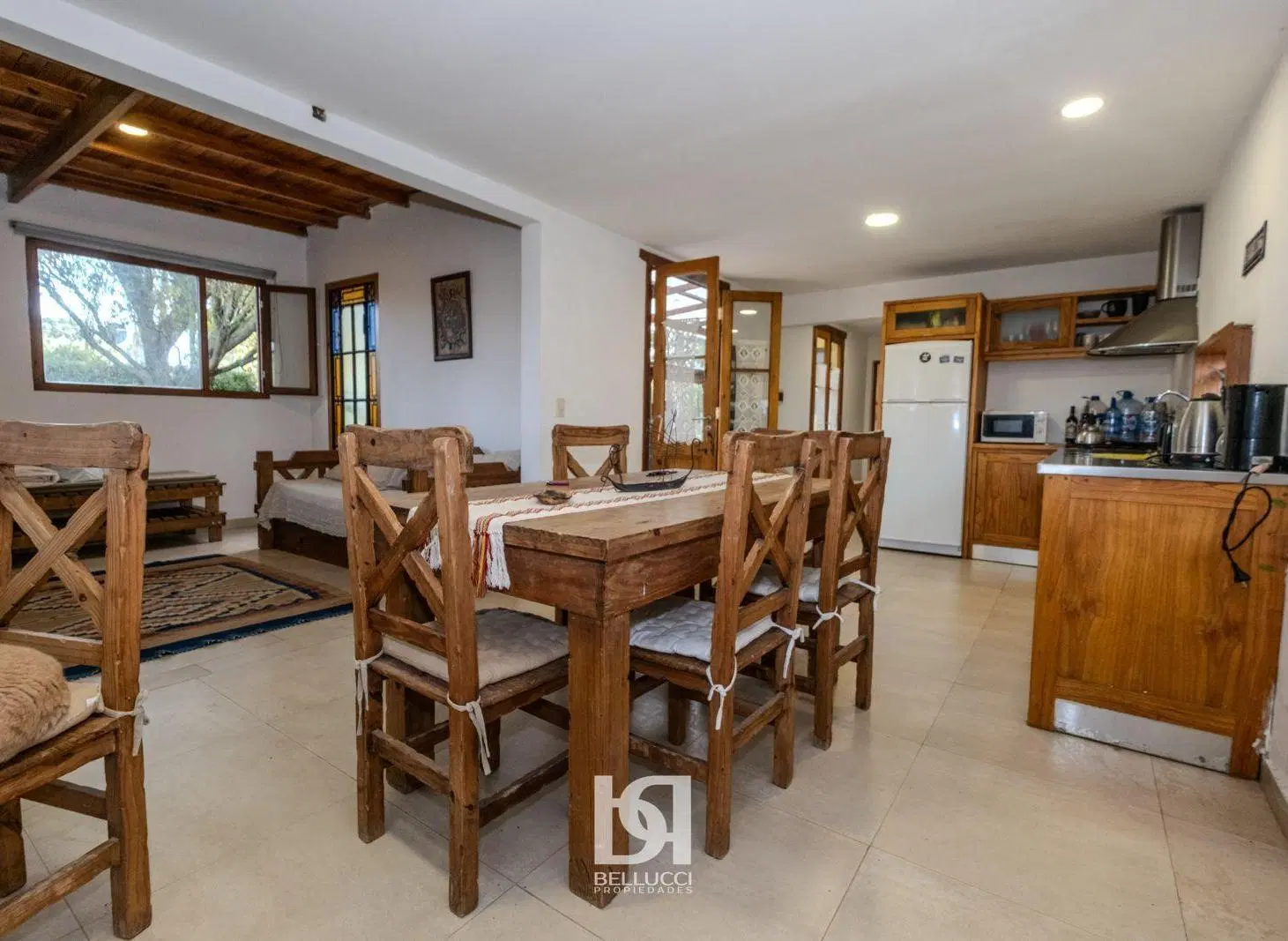 CASA DE 3 AMBIENTES EN LOTE PROPIO EN LA CALETA 3