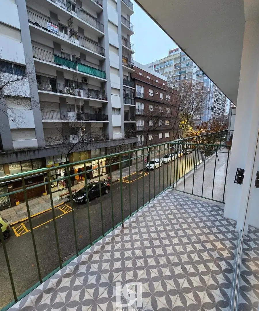 DEPARTAMENTO DE 2 AMBIENTES CON DEPENDENCIA 4