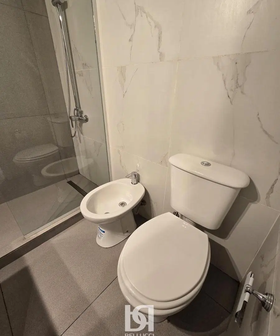 DEPARTAMENTO DE 2 AMBIENTES CON DEPENDENCIA 5