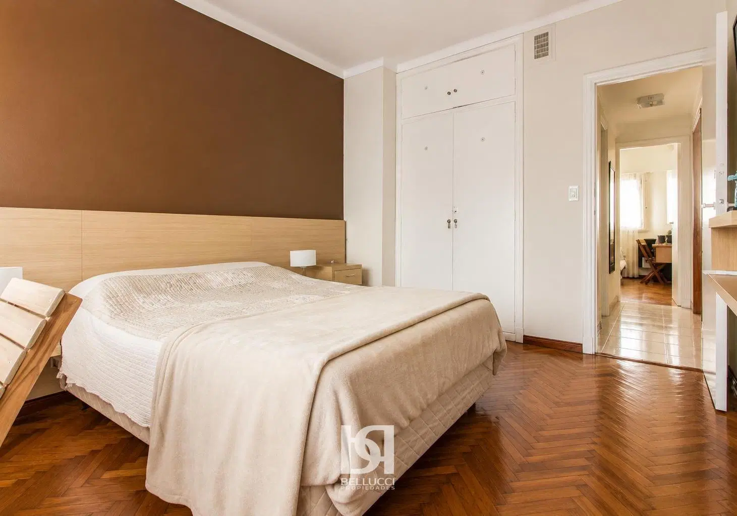 DEPARTAMENTO DE 3 AMBIENTES CON DEPENDENCIA EN VENTA 4