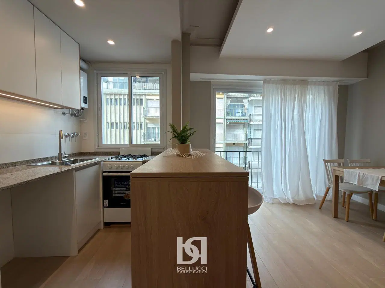Departamento de 2 ambientes reciclado en VENTA Mar del Plata 4