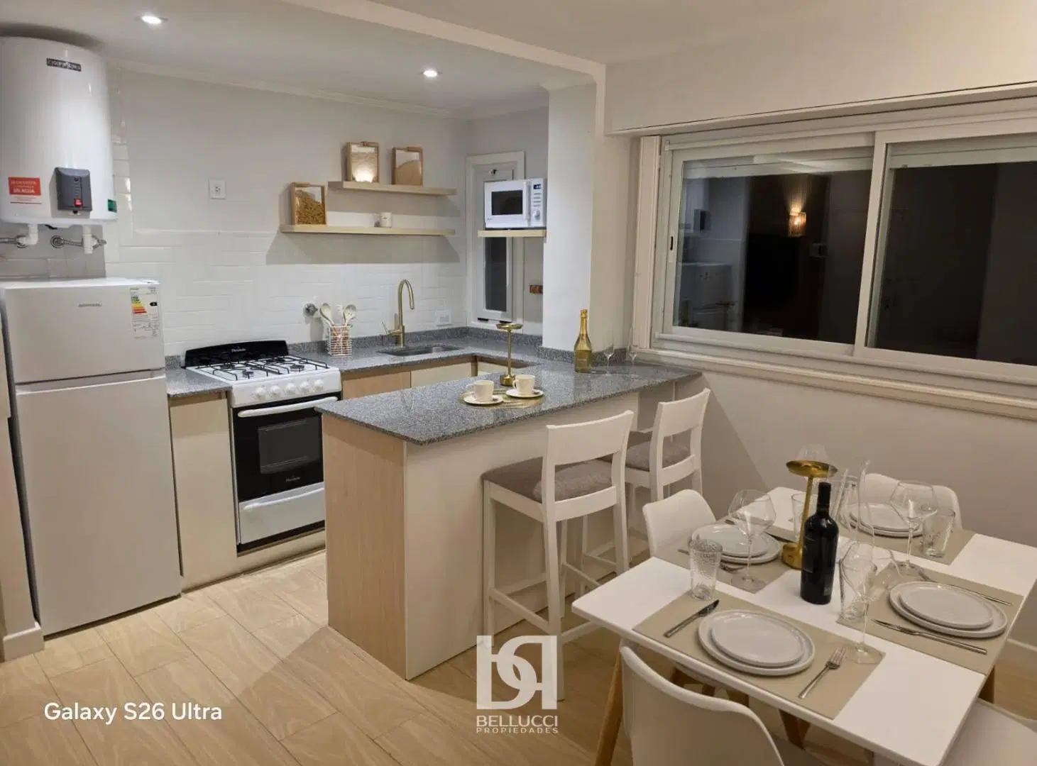 Departamento de 3 ambientes con COCHERA en VENTA 3